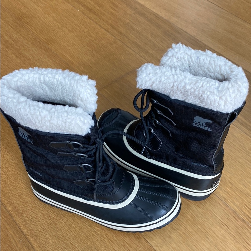 SOREL - WINTER CARNIVAL™ WOMEN'S WATERPROOF BOOT